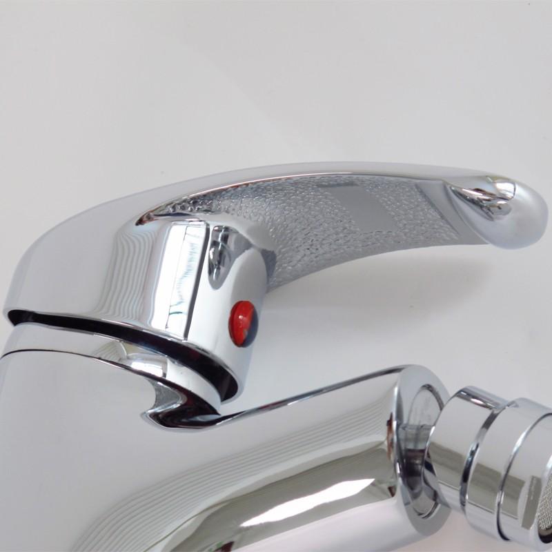 Bathroom hot cold basin bidet water tap mixer